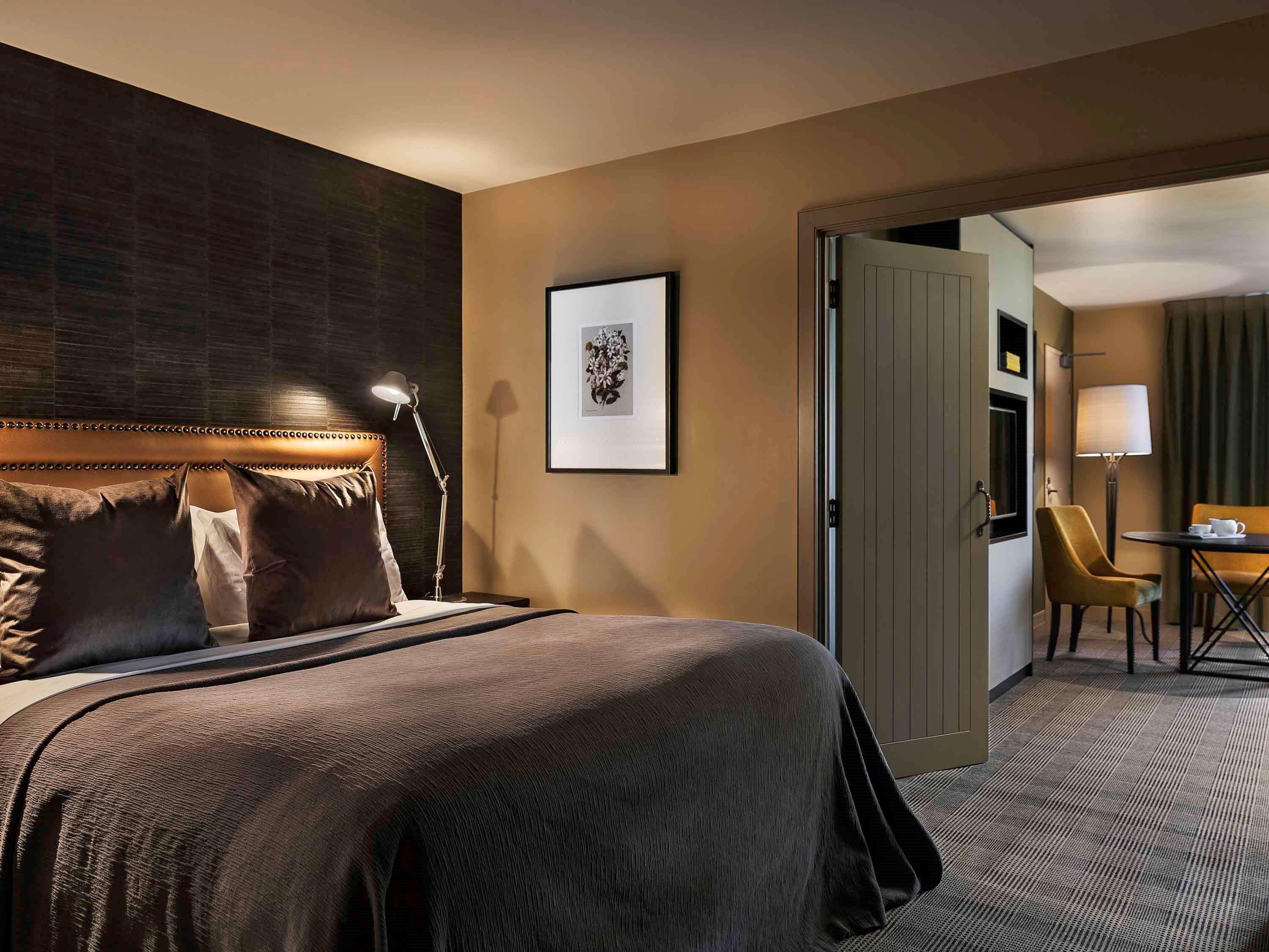 Hotel St Moritz Queenstown - Mgallery By Sofitel Extérieur photo A room at the hotel