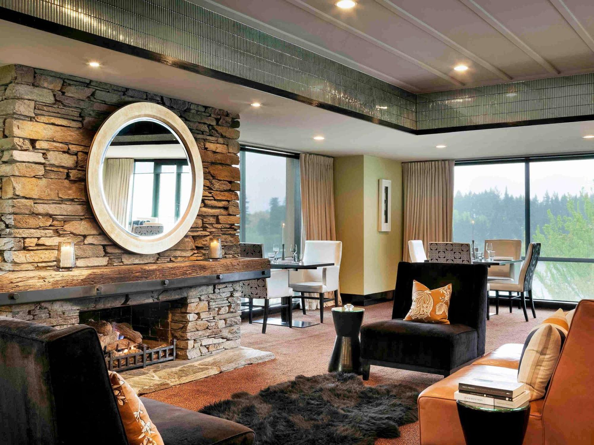 Hotel St Moritz Queenstown - Mgallery By Sofitel Extérieur photo The Living Room at The Lodge at Turning Stone
