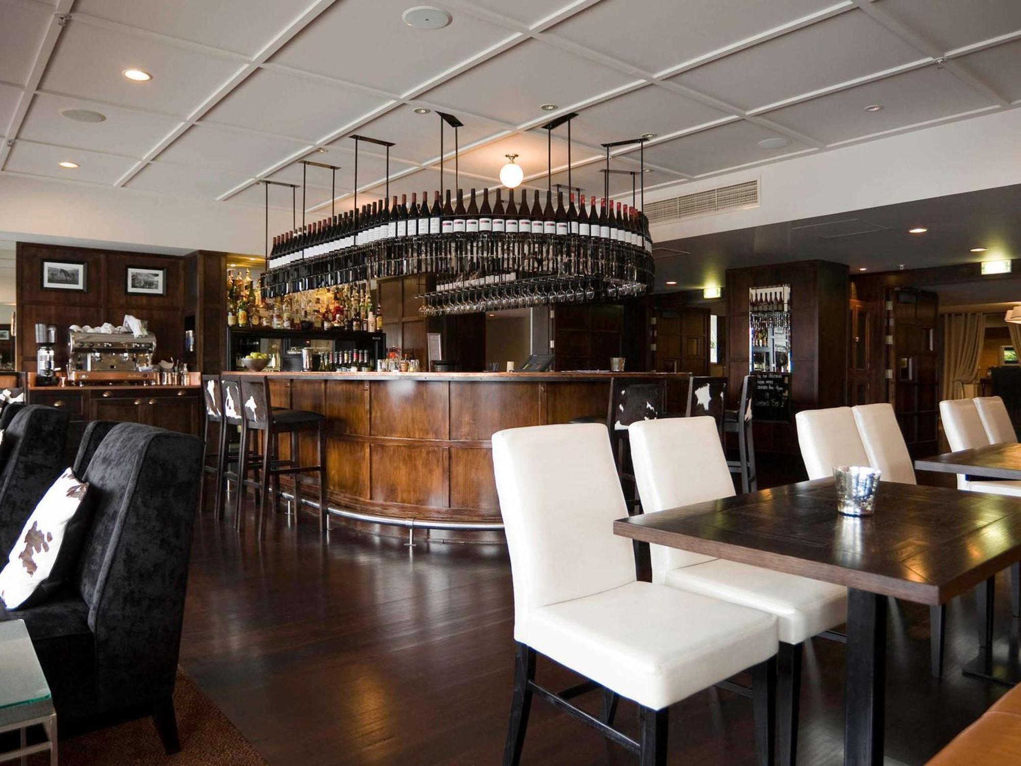 Hotel St Moritz Queenstown - Mgallery By Sofitel Extérieur photo The bar at the 1906